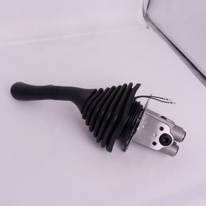 小松PC210-8高品质挖掘机更换零件的挖掘机操纵杆控制器操作手柄先导阀总成 - Product Image 3