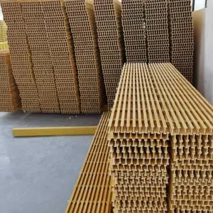 Pultruded Fiberglass Dock Grating FRP Fiberglass Decking Material Swimming Pool Platform