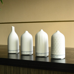 Diffusore di Aromi Moderno da Esterno, Umidificatore Ultrasonico in Ceramica da 160ml, Crea un'Atmosfera Serena in Qualsiasi Momento - Product Image 2