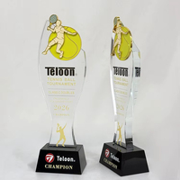 Trophée de tennis en cristal en forme de raquette en métal doré Design Sense pour compétitions sportives avec base noire