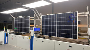 ราคาแผงโซลาร์เซลล์แบบก๊อกน้ำร้อน 450 วัตต์ ราคาแผงโซลาร์เซลล์เทสลาและพาวเวอร์วอลล์ - Product Image 4