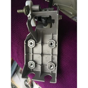 Caja de Cambios Istanbul YJ-167 45x55x41mm con Tapa Blanca de ABS y Revestimiento de Aluminio para SsangYong Mercedes-Benz MB100 - Product Image 2