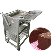 Machine de glaçage semi-automatique de beignets Machine de glaçage de chocolat de biscuit électrique Équipement d'enrobage de sucre de beignets