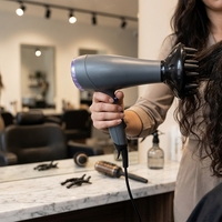 Sèche-cheveux professionnel de salon, moteur ionique DC 2200W, concentrateur, diffuseur pour hôtel et usage domestique