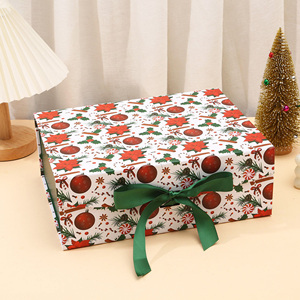 Caja de Papel Magnética Plegable Reutilizable Roja con Asa de Cinta Dorada y Logotipo Personalizado para Regalos Navideños, Perfumes, Cosméticos, Velas - Product Image 1