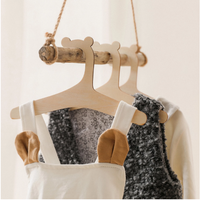 Contreplaqué personnalisé écologique en vrac nouvelle petite taille durable mixte bois naturel bébé enfants cintres pour placard