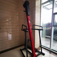 Máquina de escalada vertical motorizada Equipo de gimnasio estático para escalador de escaleras de Culturismo