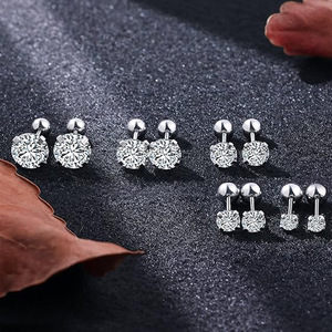 Boucles d'oreilles en acier inoxydable 316 avec une seule pierre précieuse en zircon et un dos à visser rond pour un usage unisexe - Product Image 4