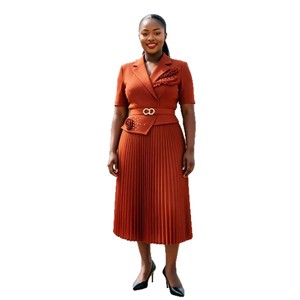 Robe plissée style blazer en gros avec revers cranté, accent floral 3D, <span class=keywords><strong>ceinture</strong></span> à <span class=keywords><strong>boucle</strong></span> métallique, grande taille, style Miyake - Product Image 6