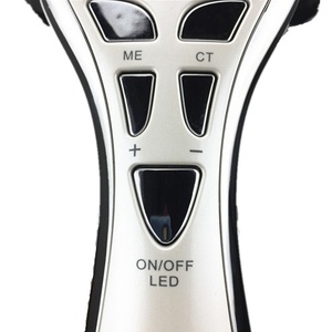 Rouleau de massage facial électrique rechargeable 4D à micro-courant, appareil de lifting du visage et de massage corporel - Product Image 4