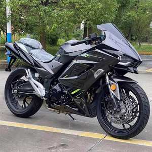 <span class=keywords><strong>รถ</strong></span>สปอร์ต Kawasaki H2 <span class=keywords><strong>รุ่น</strong></span><span class=keywords><strong>ใหม่</strong></span>ล่าสุด เครื่องยนต์สามสูบ 200 ซีซี ระบบหั<span class=keywords><strong>ว</strong></span>ฉีดเชื้อเพลิงแบบขนาน ระบายค<span class=keywords><strong>ว</strong></span>ามร้อนด้<span class=keywords><strong>ว</strong></span>ยน้ำ <span class=keywords><strong>รุ่น</strong></span>เล็กสไตล์นิน<span class=keywords><strong>จา</strong></span> - Product Image 2