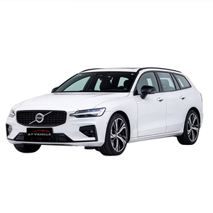 2025 pour <span class=keywords><strong>Volvo</strong></span> pour <span class=keywords><strong>V60</strong></span> B4 Intelligent Luxury Edition 5 portes 5 places break avec essence + système <span class=keywords><strong>hybride</strong></span> doux 48V - Product Image 1