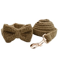 Produits les plus populaires pour l'ensemble collier et laisse pour animaux de compagnie en velours, luxe, écologique, avec nœud