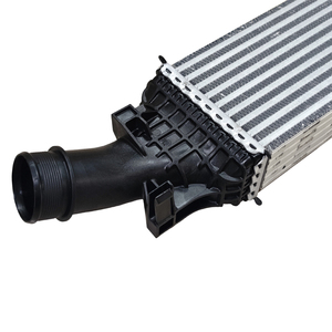 8K0145805P อินเตอร์คูลเลอร์หม้อน้ำเครื่องยนต์สำหรับ Audi A4 A5 Q7 Q5 A6 - Product Image 3