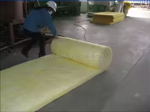 Rouleaux <span class=keywords><strong>de</strong></span> <span class=keywords><strong>laine</strong></span> <span class=keywords><strong>de</strong></span> <span class=keywords><strong>verre</strong></span> à bas <span class=keywords><strong>prix</strong></span>, matériaux d'isolation thermique, isolation en fibre <span class=keywords><strong>de</strong></span> <span class=keywords><strong>verre</strong></span> pour l'isolation des toits et des bâtiments - Product Image 2