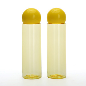 Flacone in PET da 100ML con Tappo a Fungo, Contenitore Ricaricabile per Cosmetici, Bottiglia per Tonico Viso, Siero e Prodotti Skincare - Product Image 1