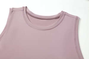 レディースプラスサイズ ポリエステルスパンデックス 軽量クルーネック スポーツベスト 四方向ストレッチ 通気性メッシュ 速乾 夏用 - Product Image 4