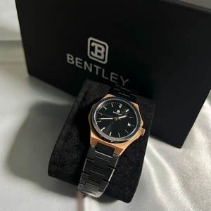 Quartz <b>Watch</b> with Luminous Leather Band and Bold Outdoor Elegance Featuring Luminous Dial and <b>Crystal</b> Window - Product Image 6