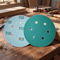 Feuilles de papier abrasif en film polyester vert industriel de 150 mm (6 po) à 6 trous pour la préparation des surfaces métalliques OEM