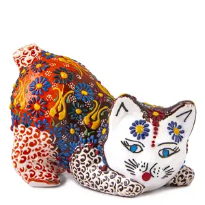 Türk el yapımı-boyama seramik oynayan kedi şekil dekorasyon