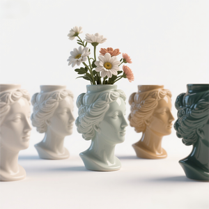 Jarrón con Cabeza de Mujer Española - Busto de Cerámica Pintado a Mano de 10 Pulgadas, Motivos de Rosas y Abanicos, Decoración del Hogar Andaluz - Product Image 6