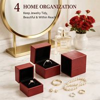 Coffret à bijoux élégant en similicuir rouge JMjermyn JM-004BS avec doublure en velours pour bague, collier, demande en mariage, anniversaire, emballage
