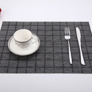 Vente en gros 2025 napperon décoratif classique à carreaux en PVC écologique 30x45cm sous-verres de tapis de bol en similicuir pour la cuisine et le mariage - Product Image 1