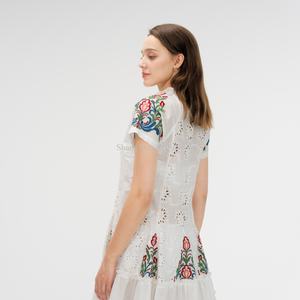 Robe florale personnalisée en coton ajouré avec broderie, manches courtes, ourlet à volants, robe d'été pour femmes - Product Image 4