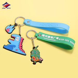 Longzhiyu 17 años venta directa <span class=keywords><strong>de</strong></span> fábrica encantadora <span class=keywords><strong>familia</strong></span> 2D PVC llavero personalizado diseño personaje llavero - Product Image 6