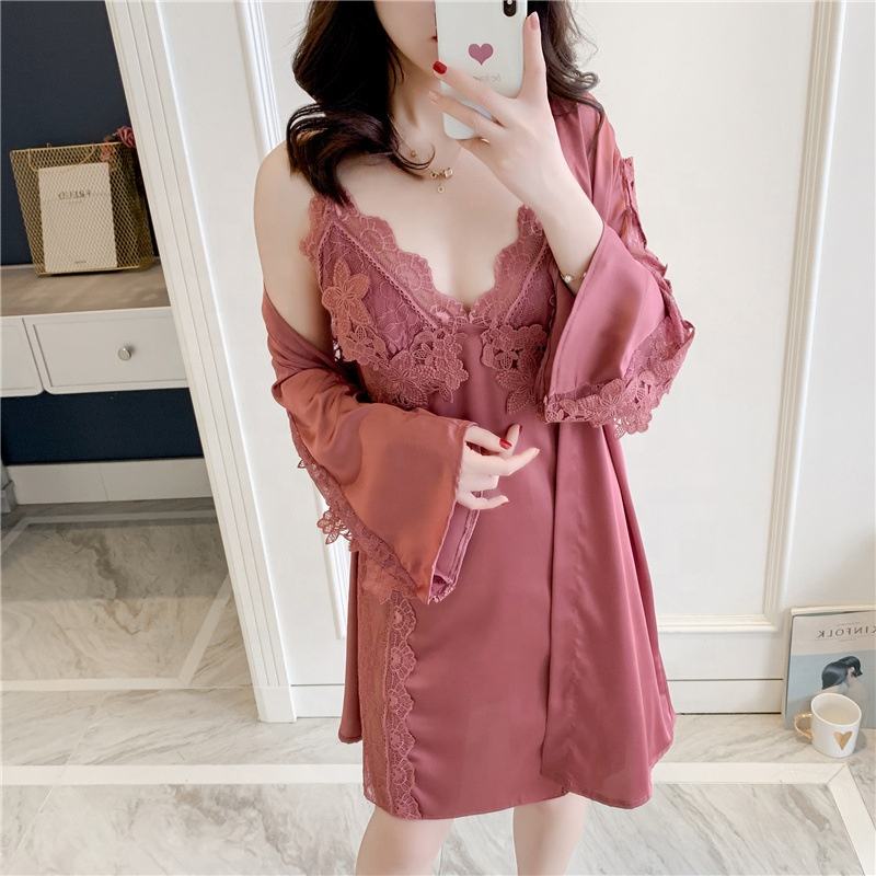 Camisón De Pijama De Seda Satinada Para Mujer Derwear 123 Camisón De Pijama De Seda Satinada Para Mujer Derwear 123