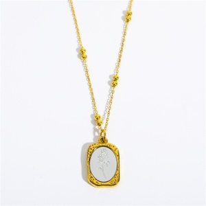 Wholesale Stainless Steel Women Jewelry <b>Necklace</b> Custom Gold Plated Flower <b>Necklace</b> - Product Image 4