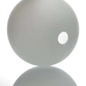 Lampadari personalizzati con paralume in vetro lucido bianco opale