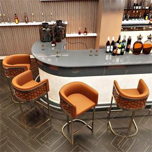 <span class=keywords><strong>Tabouret</strong></span> de bar haut en cuir PU et métal doré, style nordique moderne et simple, luxe léger, pour comptoir de café - Product Image 3