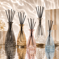 Diffuseur d'ambiance conique vide pour parfum d'intérieur avec bâtonnets en rotin et bâtonnets d'aromathérapie