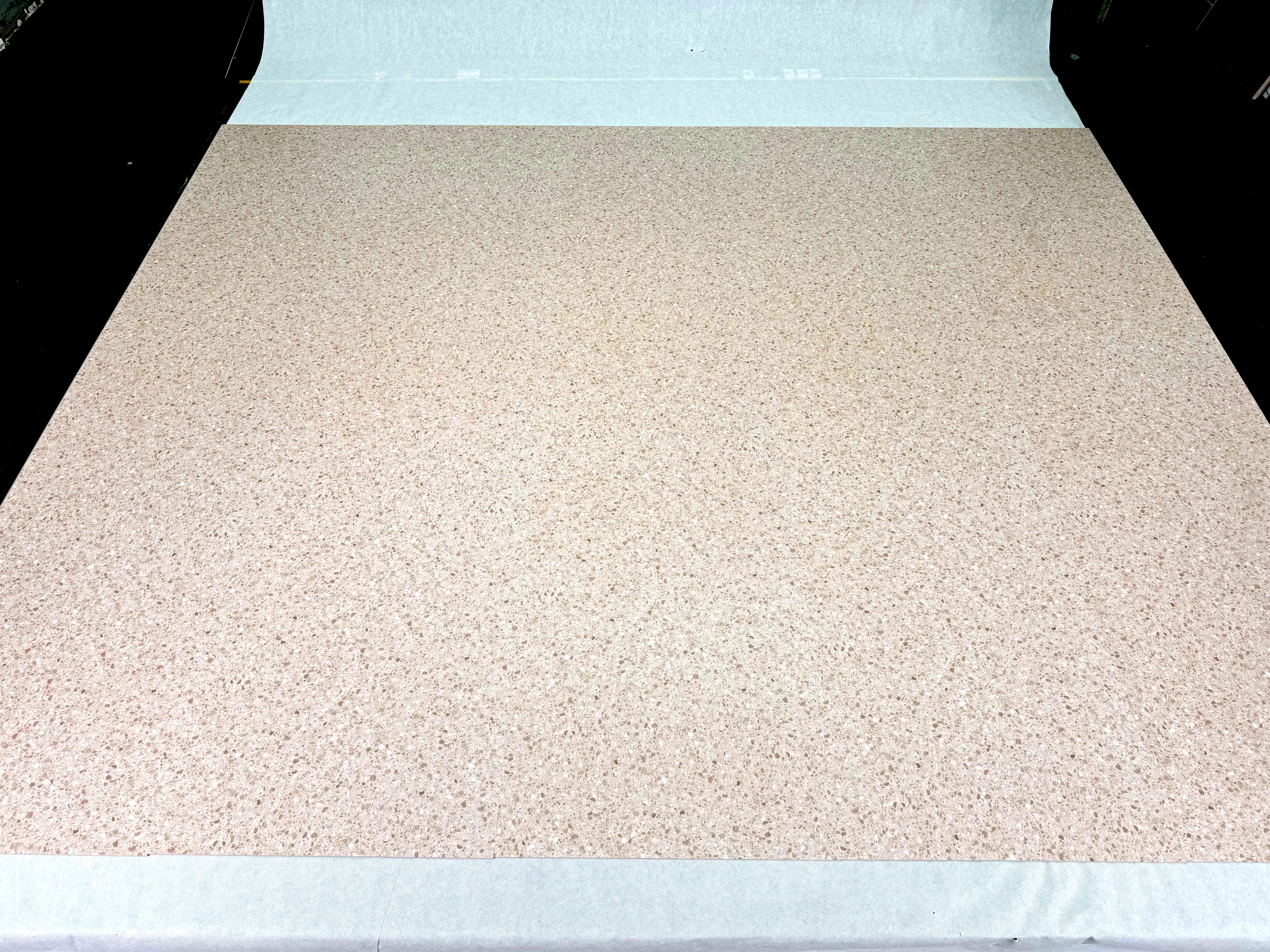 สีเบจสีชมพูหลากสี