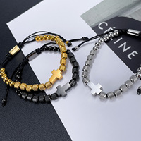 Bracelet Croix Religieuse Unisexe en Acier Inoxydable Plaqué Or 18K PVD, Design Perlé Étanche, Vente en Gros, Bijoux Personnalisés Tendance