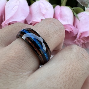 Anillo de Tungsteno Negro de 8mm de Coolstyle Jewelry Wholesale para Hombre y Mujer, Anillo de Compromiso y Boda, Joyería de Moda con Incrustaciones de Ópalo Azul y Madera <span class=keywords><strong>Koa</strong></span> - Product Image 6
