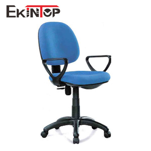   Silla de oficina azul, giratoria, con altura ajustable y reposabrazos, para uso en el hogar y la oficina. - Product Image 1
