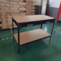 Table de travail de stockage dans l'atelier établi en bois maison bricolage outil bureau pour le travail