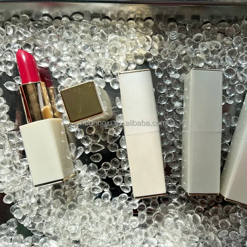 Rossetto bianco cosmetico 2024 all'ingrosso rossetto opaco personalizzato di lunga durata