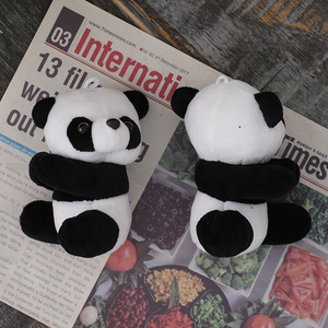 Peluche <span class=keywords><strong>Panda</strong></span> <span class=keywords><strong>Rosso</strong></span> con Clip, Imbottitura in Cotone PP, 10-11cm, Decorativo, Orsetto da Abbraccio, Gatto Giocattolo, Regalo per Macchina Acchiappa Peluche - Product Image 4