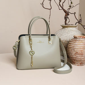 Vendita diretta della fabbrica-Trendy <span class=keywords><strong>borsa</strong></span> Tote a <span class=keywords><strong>tre</strong></span> <span class=keywords><strong>scomparti</strong></span> per le donne borse Casual con Logo personalizzato popolare delle giovani donne nuovo arrivo - Product Image 4