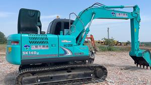 Excavatrice sur chenilles hydraulique moyenne d'occasion Kobelco SK140, machine de construction de 14 tonnes, Kobelco SK140 d'occasion, excavatrice moyenne d'occasion - Product Image 2