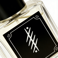 Parfum pour femmes moderne et charmant, orienté vers l'action, aux notes florales et musquées, longue tenue, pour le quotidien et les rendez-vous, taille standard, fabriqué en Chine