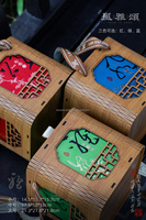 Boîte de rangement carrée en bois creux personnalisée, impression de surface personnalisée, doublure multicolore, poignée de transport pour thé, chocolat, bonbons, cadeaux