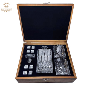 Decantador de whisky cuadrado de cristal, juego de 8 rocas de whisky escalofriantes de granito, 2 vasos de whisky Bourbon - Product Image 3