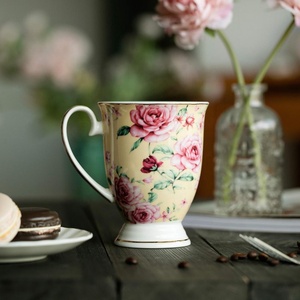 Tasses à café anglaises de style royal 12 oz en porcelaine florale en porcelaine osseuse Tasse à thé Tasses à café Grandes tasses à fleurs pour le café et le thé - Product Image 6