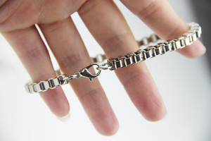 Bracciale ZRM per Bambini in Lega di Zinco Vintage, Sottile, con Catena Geometrica e Ciondolo, Ideale per Anniversari - Product Image 4
