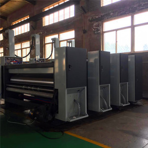 <span class=keywords><strong>Machine</strong></span> de découpe à rainures pour imprimante grand <span class=keywords><strong>format</strong></span> à alimentation par chaîne, <span class=keywords><strong>machine</strong></span> de fabrication de boîtes en carton ondulé, impression flexographique 3 couleurs - Product Image 4