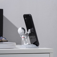 Figurine d'astronaute en résine époxy, art populaire créatif, boîte mystère, cadeau commémoratif, ornement, support de téléphone portable, base artisanale